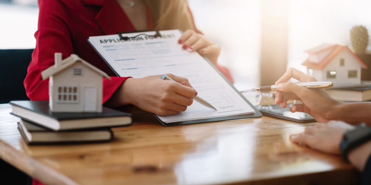 Should You Buy or Lease Your Dental Office in New York