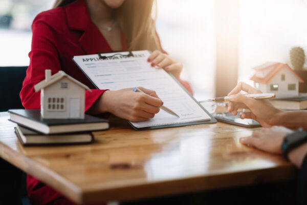 Should You Buy or Lease Your Dental Office in New York
